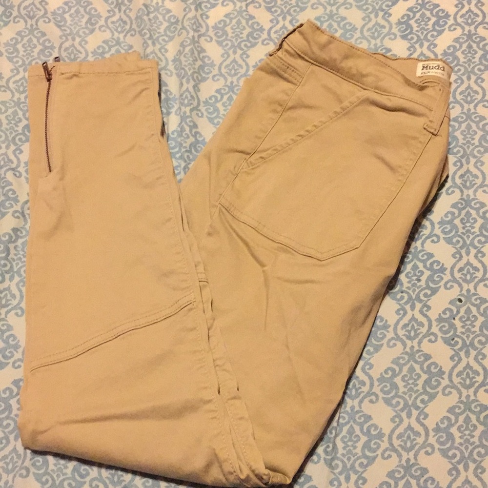 Mudd Skinny Khaki Pants